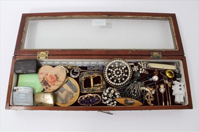 Lot 3206 - Collection of Victorian costume jewellery together with mauchlin ware sewing shuttle and other items