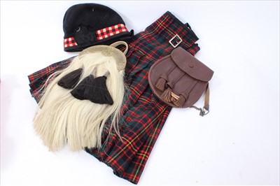 Lot 560 - Black Watch Regiment Officers Sporran, together with a cap, leather Sporran and kilt (4)