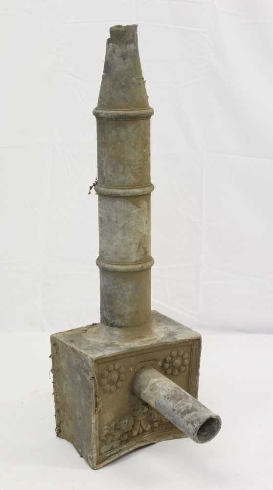 Lot 1679 - 18th century lead hopper