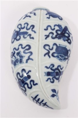 Lot 287 - Chinese blue and white porcelain wall pocket, of leaf form