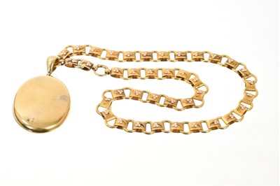 Lot 774 - Victorian gold locket on chain, in fitted case