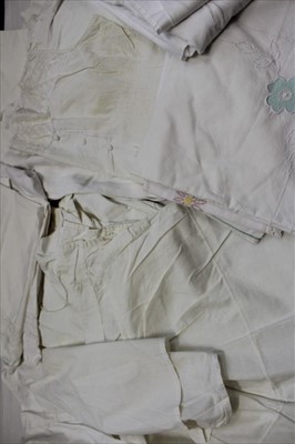 Lot 3108 - Quantity of lace edges and embroidered table linen, bed linen, nighties, drawers etc..