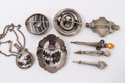 Lot 3225 - Group Scottish silver jewellery