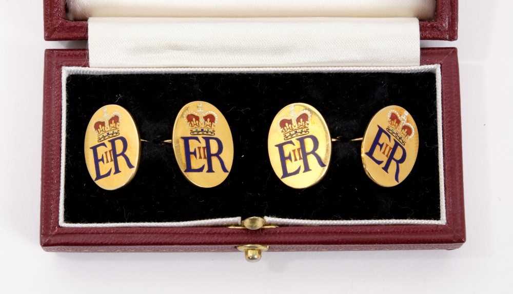 Lot 2 - H.M. The Queen Elizabeth II - fine pair gold (9ct) and enamel Royal presentation cufflinks.