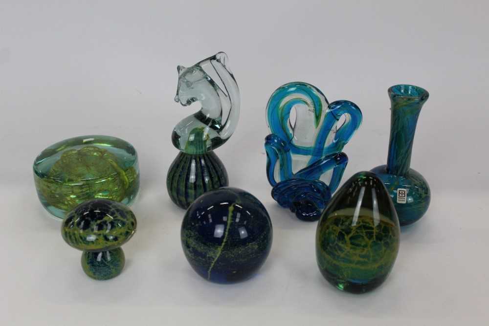Lot 2060 - Collection of Seven pieces of Mdina glassware, to include vase, paperweights