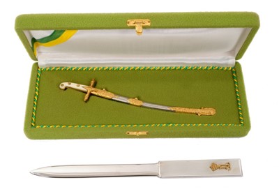 Lot 13 - The Grand Duke of Luxembourg - presentation paper knife
