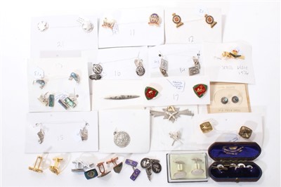 Lot 20 - Collection of silver and other cufflinks