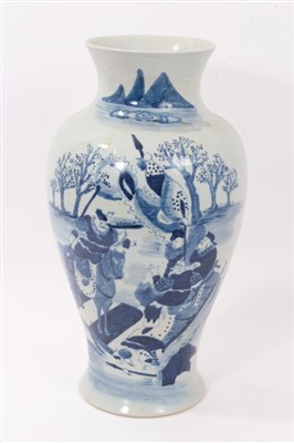 Lot 346 - Early 20th century Chinese blue and white baluster vase