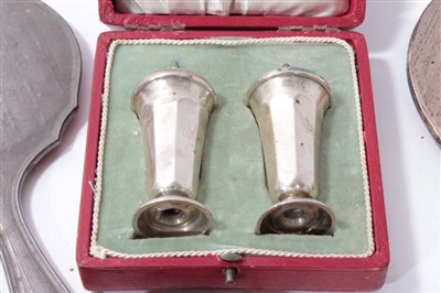 Lot 489 - One box mixed silver