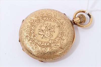 Lot 3266 - Gold (18k) fob watch