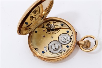 Lot 3266 - Gold (18k) fob watch