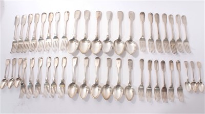 Lot 480 - Selection of Georgian silver fiddle pattern flatware