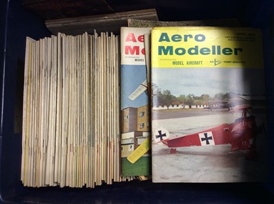 Lot 488 - Box 1960s/70s model aeroplane magazines