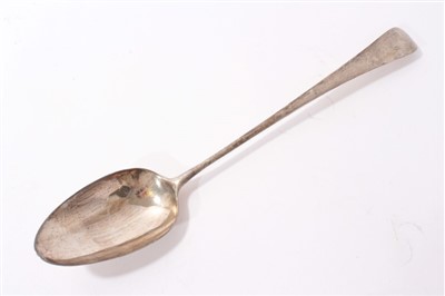 Lot 481 - Georgian silver basting spoon