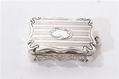 Lot 515 - Victorian silver vinaigrette of rectangular form