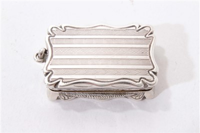 Lot 515 - Victorian silver vinaigrette of rectangular form