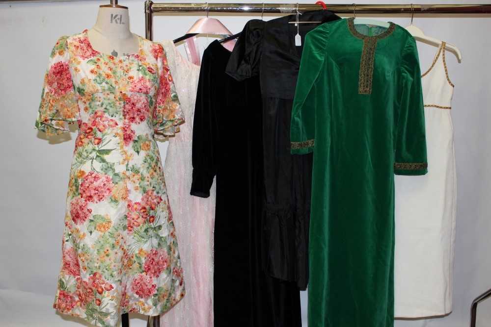 Lot 3077 - Ladies 1960's - 70's dresses including Polly Peck white sheath dress, Deborah & Clare printed silk dress, green velvet kaftan hostess dress plus others.