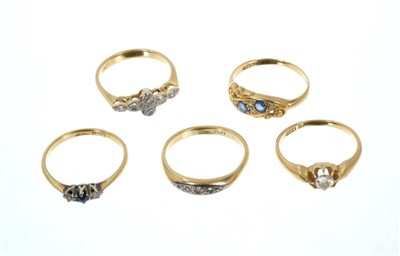 Lot 700 - Five 18ct gold and gem set rings