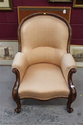 Lot 1768 - Victorian spoon back easy chair with carved mahogany frame on cabriole legs, with patterned upholstery