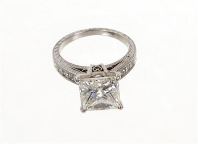 Lot 610 - Fine diamond single stone ring with a princess cut diamond weighing 4.00 carats, accompanied by a Diamond Report by Gemmological Certification Services dated 22nd October 2019 stating the colour gr...