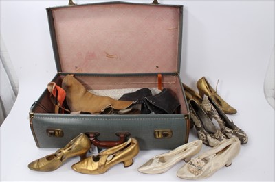 Lot 3092 - Quantity of ladies vintage shoes including Edwardian satin wedding shoes and gilt leather kitten heals, 1950s snake skin shoes and Edwardian black leather lace up boots