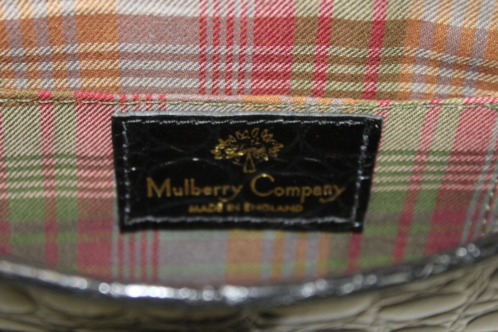 Lot 3085 - Mulberry Vintage Handbag small Black mock
