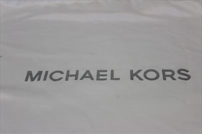 Lot 3114 - Michael Kors mulberry leather handbag with
