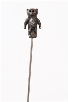 Lot 3240 - Edwardian silver teddy bear hat pin