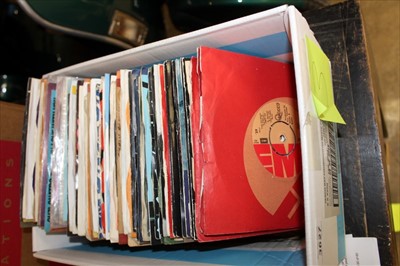 Lot 3627 - Box of single records including Queen, Bowie, The Sweet, The Small Faces and The Doors.