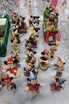 Lot 2116 - Collection of Walt Disney Showcase figures including Royal Doulton, all boxed (18)