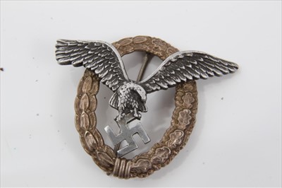 Lot 517 - Second World War Nazi Luftwaffe pilots badge