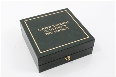 Lot 91 - G.B. The Royal Mint gold £2 proof '400th Anniversary of the Gunpowder Plot' 2005 (N.B. cased with Certificate of Authenticity) (1 coin)