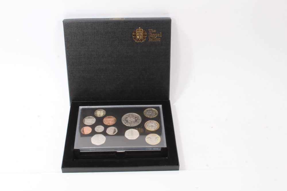 Lot 185 - G.B. The Royal Mint proof set 2009 to include the 'Kew Gardens' 50p in black box with Certificate of Authenticity (1 coin set)