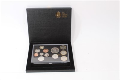 Lot 185 - G.B. The Royal Mint proof set 2009 to include the 'Kew Gardens' 50p in black box with Certificate of Authenticity (1 coin set)