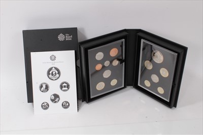 Lot 189 - The Royal Mint Collector Edition fourteen coin proof set 2014 in case of issue with Certificate of Authenticity (1 coin set)