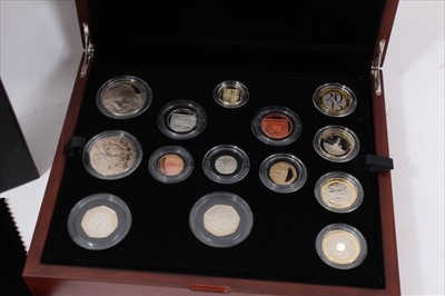 Lot 190 - G.B. The Royal Mint Premium fourteen coin proof set 2015