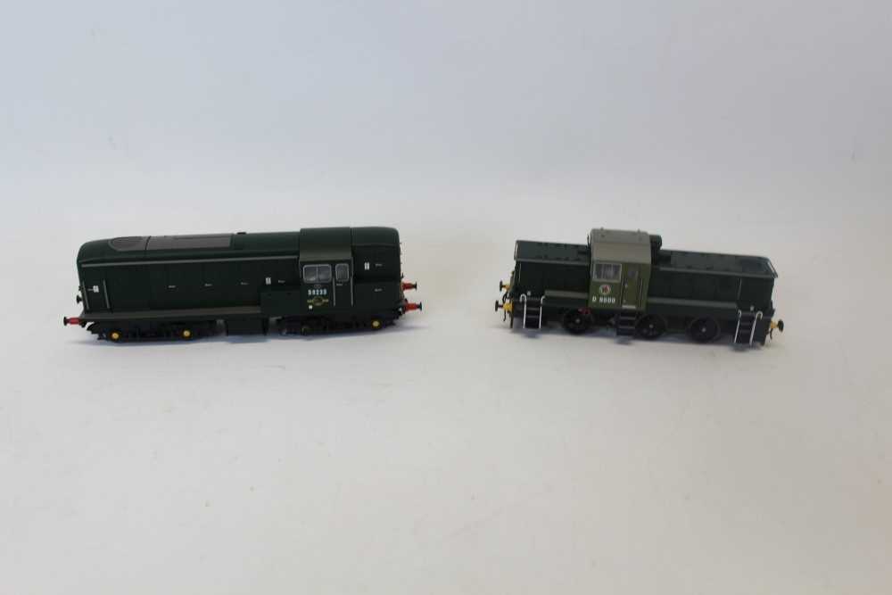 Lot 2713 - Railway Heljan 00 Gauge Class 14 Diesel