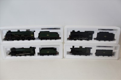 Lot 2739 - Railway Bachmann 00 gauge locomotives Manor Class 'Dinmore Manor' 31-302, 2251 Collett Goods 32-302, J39, 64967, 31-852, Maunsell 'Lord Nelson' Class 4-6-0 31-403 all boxed