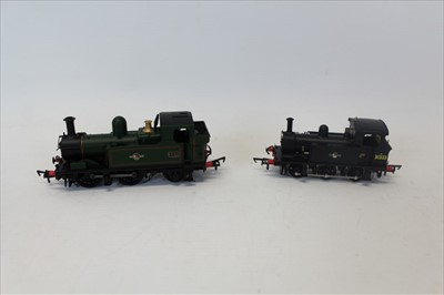 Lot 2743 - Railway Hattons 00 gauge Class 14XX 0-4-2 1450 in BR Lined Green H1414, SECR P Class 0-6-OT 31323, H4-P-008 both boxed