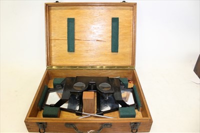 Lot 3653 - Wild Heerburg Stereoscopic Viewer, dated 1937, in wooden case