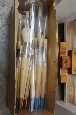 Lot 3864 - New Art Easel with collection of brushes