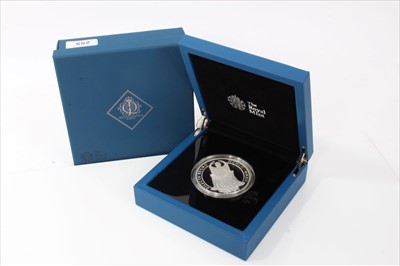 Lot 255 - G.B. The Royal Mint Silver Proof 5oz coin commemorating 'The Queen's Diamond Jubilee' £10 2012 (N.B. boxed with Certificate of Authenticity) (1 coin)