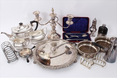 Lot 3426 - Large selection of miscellaneous silver plate.