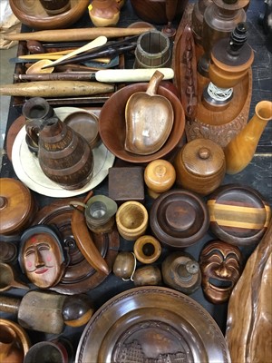 Lot 138 - collection of treen
