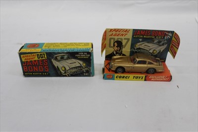 Lot 2887 - Corgi James Bond Aston Martin DB5 No261 boxed