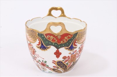 Lot 27 - Early 19th century Spode custard cup, in the form of a bucket, with heart-shaped handles, decorated in the Imari style with pattern '967', inscribed marks to base, and a Spode patch box, in the sam...