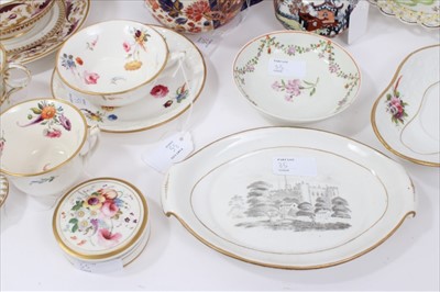 Lot 35 - Large collection of 18th and 19th century English porcelain, including Coalport tureen and stand, Derby ewer, reticulated Derby dish, Lowestoft polychrome painted saucer, Crown Derby purple and gol...
