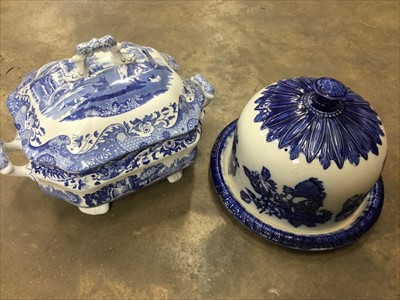Lot 154 - Spode Italian tureen and cover