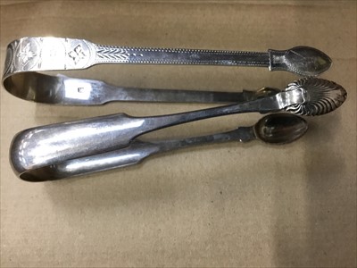 Lot 660 - Two Georgian silver sugar nips