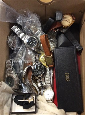 Lot 680 - Assorted wristwatches, pens and other watches